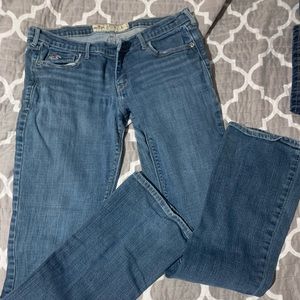 Hollister Jean